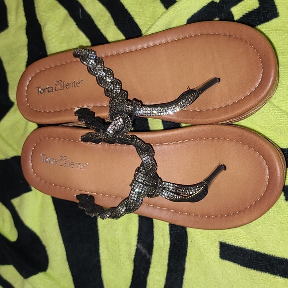 Torte Caliente Shoes - Torte Caliente crystal sandals size 9